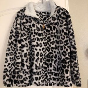 Sherpa leopard half-zip